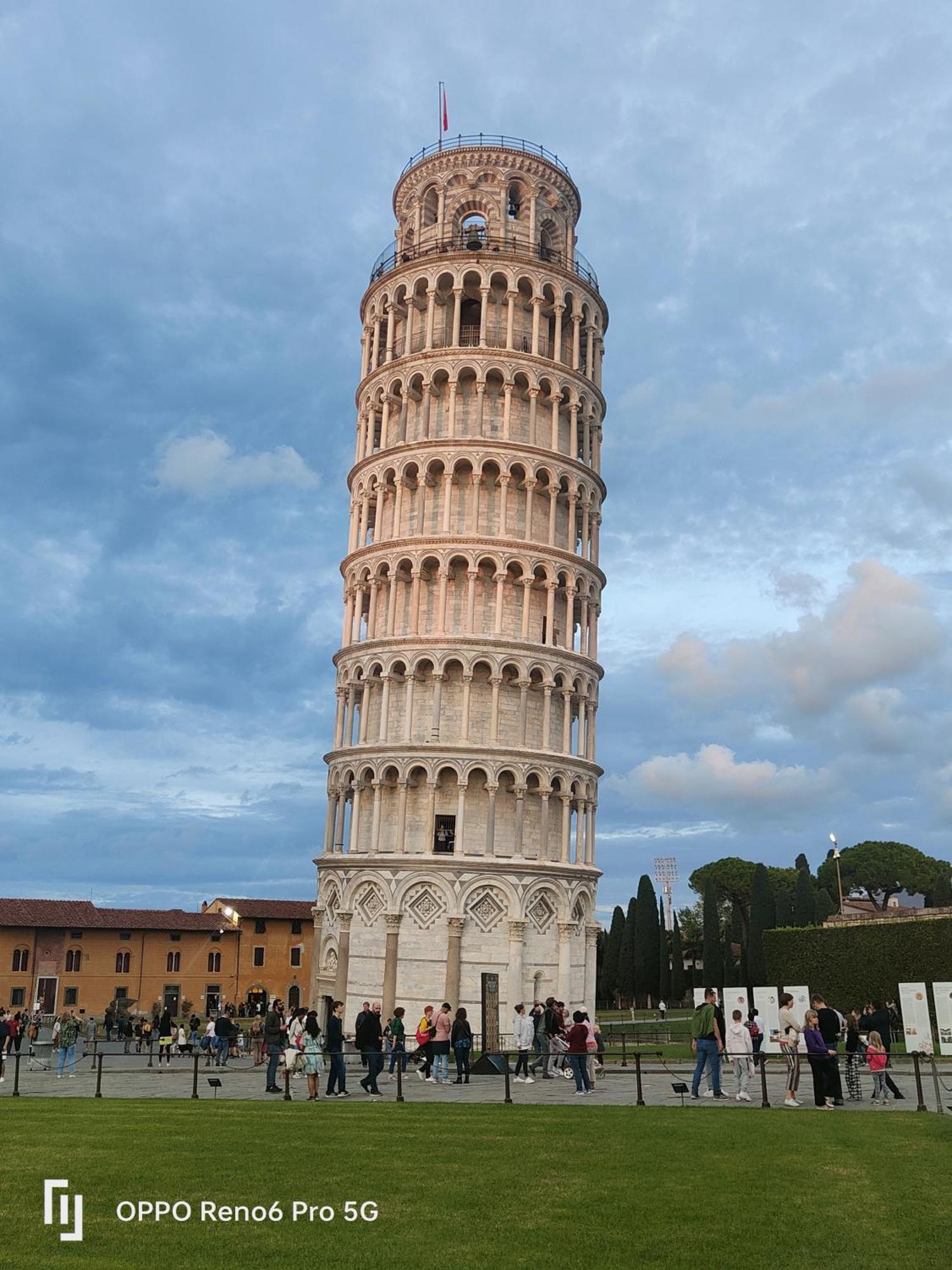 L'Angolo Di Galileo Pisa Bagian luar foto